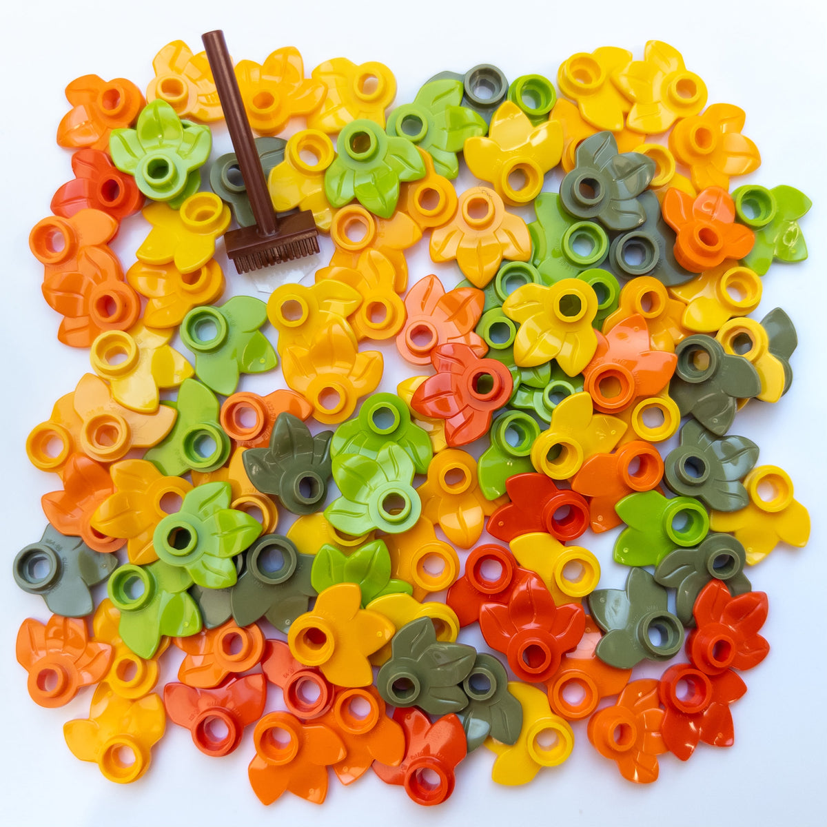LEGO® Herbstlaub-Paket – 100 neue Teile mit Besen